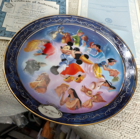 Disney Wall Decor Disney Collectible Plate Poshmark